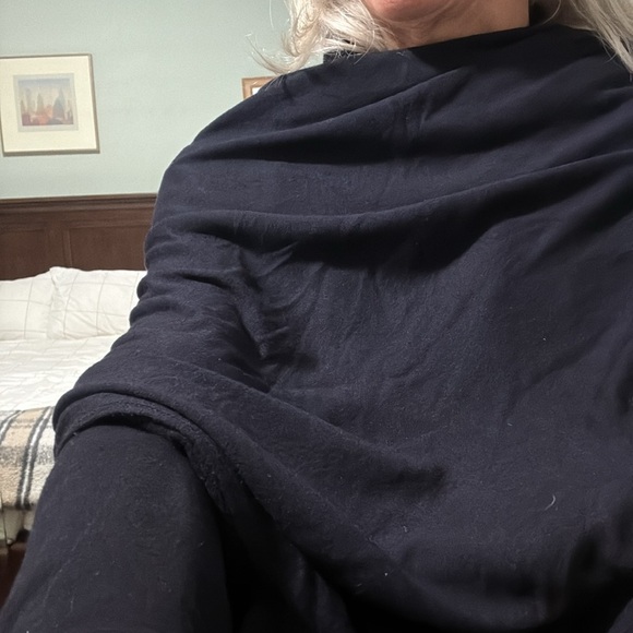 BLEUSALT The 2 Yard Wrap in Navy 💙 EUC - Picture 5 of 5